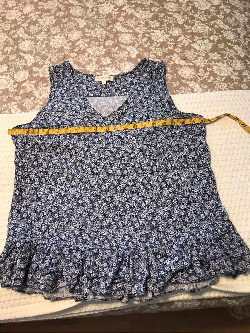 Cynthia Rowley Blue Floral V-Neck Ruffle Tank - Picture 4 of 7